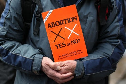 Congreso de Florida aprueba prohibir el aborto después de las seis semanas de embarazo