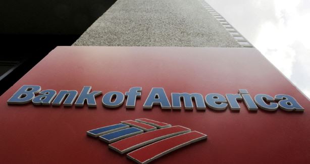 Por qué Wells Fargo y Bank of America están cerrando sedes de sus bancos en todo Estados Unidos