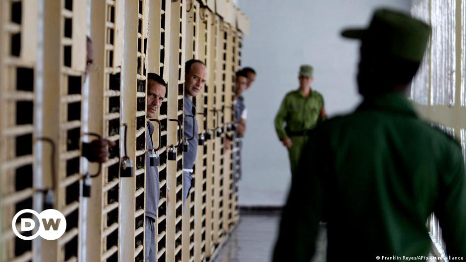 Cuba arresta a 17 ligados a red de reclutamiento para Rusia