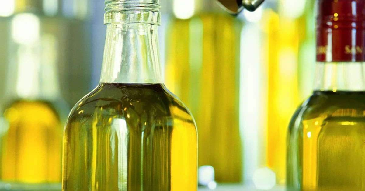Alerta por fraude alimentario en 12 marcas de aceite de oliva virgen extra que, en realidad, no lo eran
