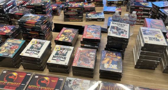 Cerró su tienda de videojuegos hace 25 años guardó más de 300 en un depósito y ahora valen casi USD 1 millón