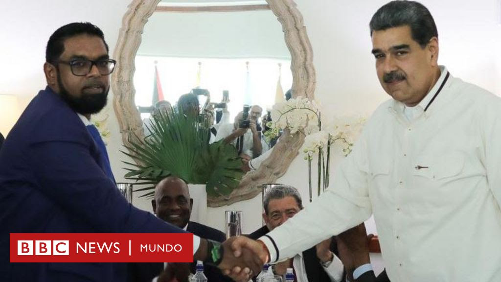 Maduro y el presidente de Guyana se comprometen a continuar sus conversaciones sobre la disputa por el Esequibo